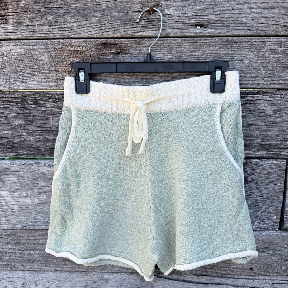 Promesa Cream & Sage Knit High-Waist Shorts